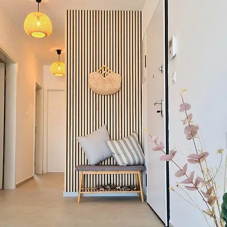 Apartamento With A View And Heated Pool In Croatia