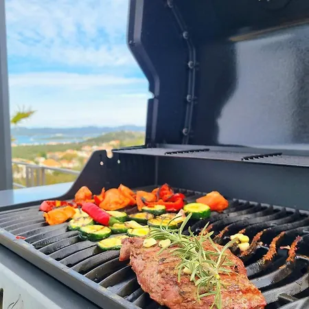 With A View And Heated Pool In Croatia * Murter